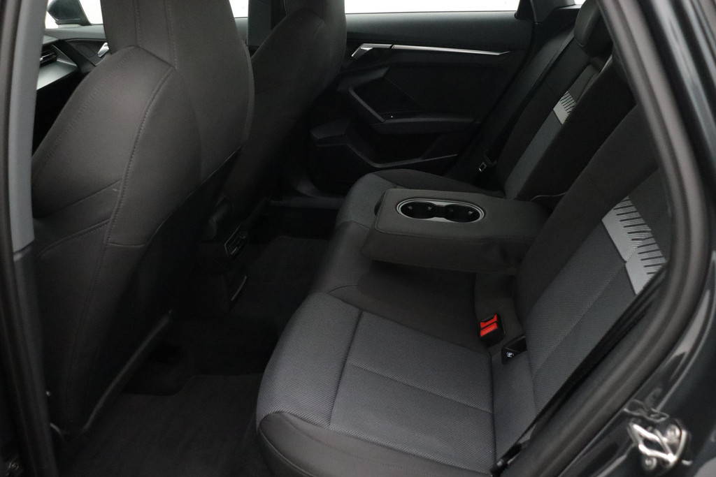 Audi A3 Limousine 35 TFSI Business edition Automaat (NAVIGATIE, LED, CARPLAY, VIRTUAL COCKPIT, 1e EIGENAAR, GOED ONDERHOUDEN) 43091365-13.jpg | Autocentrum Brabant Breda