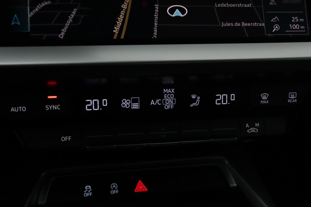 Audi A3 Limousine 35 TFSI Business edition Automaat (NAVIGATIE, LED, CARPLAY, VIRTUAL COCKPIT, 1e EIGENAAR, GOED ONDERHOUDEN) 43091365-21.jpg | Autocentrum Brabant Breda