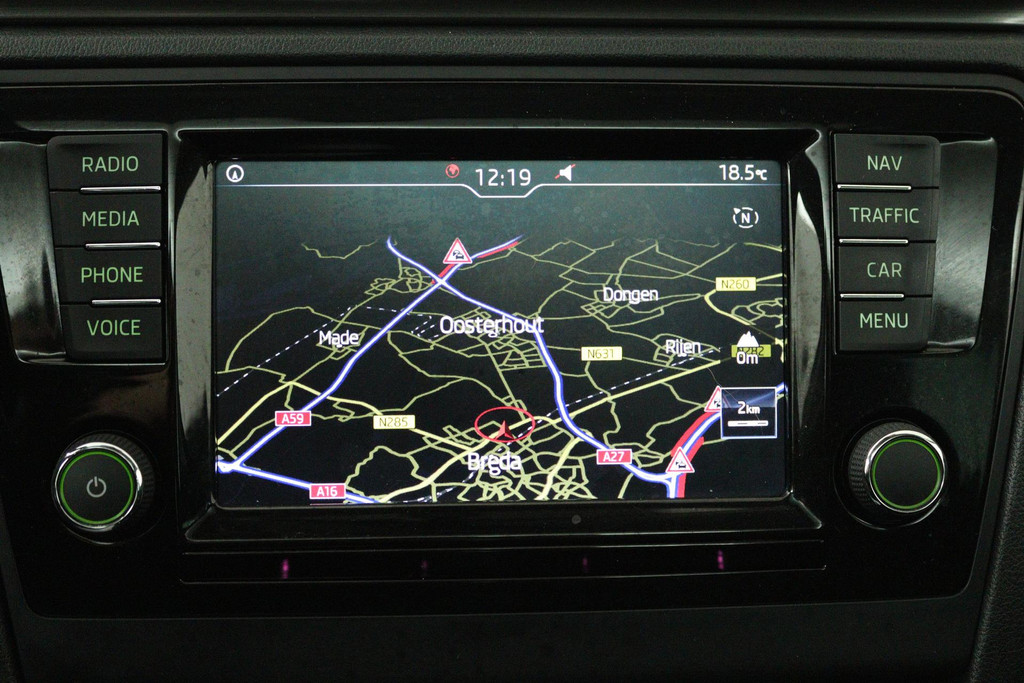 43960469-12.jpg