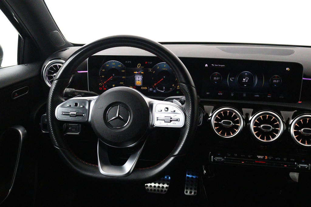 45041843-2.jpg