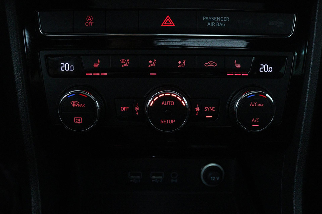 45149016-18.jpg