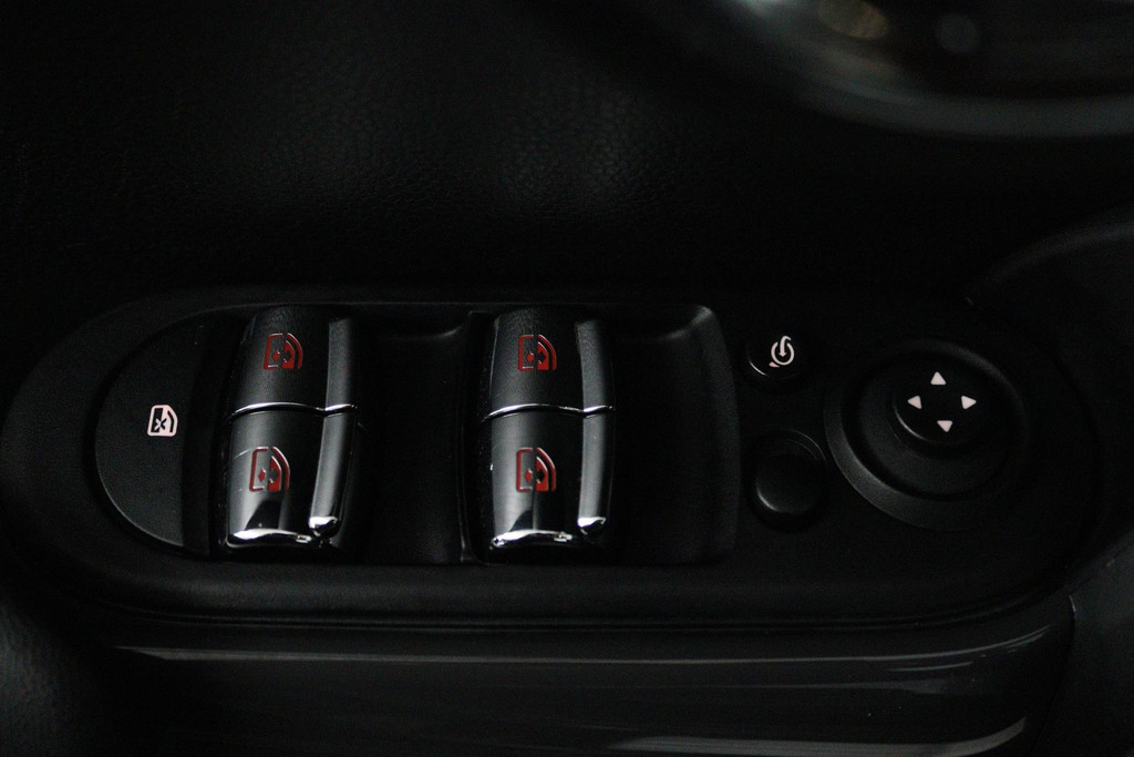 45639363-5.jpg
