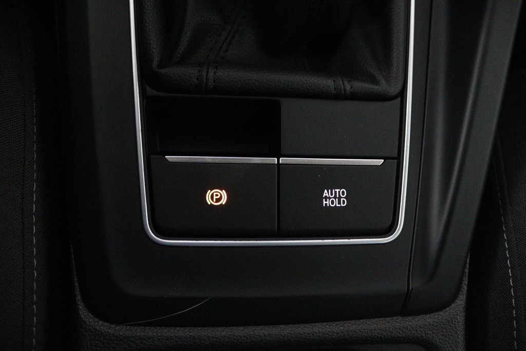 46253870-22.jpg
