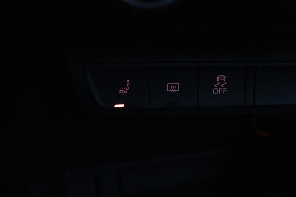 46254313-20.jpg